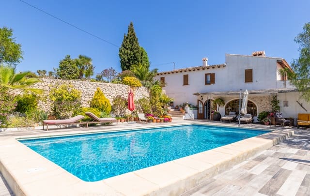 8 chambre Finca/Maison de Campagne à vendre à Teulada Pueblo, Teulada-Moraira avec piscine - 1 600 000 € (Ref: 9494925)