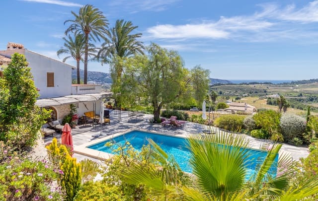 8 chambre Finca/Maison de Campagne à vendre à Teulada Pueblo, Teulada-Moraira avec piscine - 1 600 000 € (Ref: 9494925)