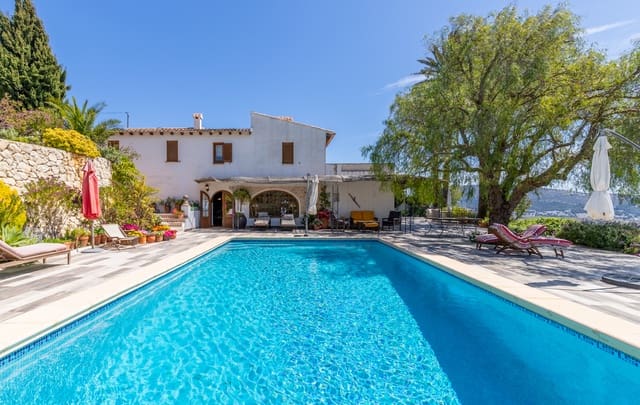 8 chambre Finca/Maison de Campagne à vendre à Teulada Pueblo, Teulada-Moraira avec piscine - 1 600 000 € (Ref: 9494925)
