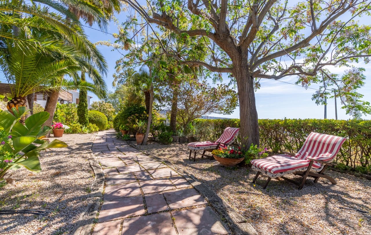 8 bedroom Finca/Country House for sale in Teulada with pool - € 1,600,000 (Ref: 9494925)