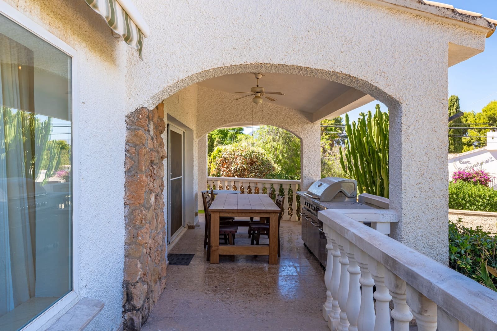 3 bedroom Villa for sale in Albir with pool garage - € 650,000 (Ref: 9494928)