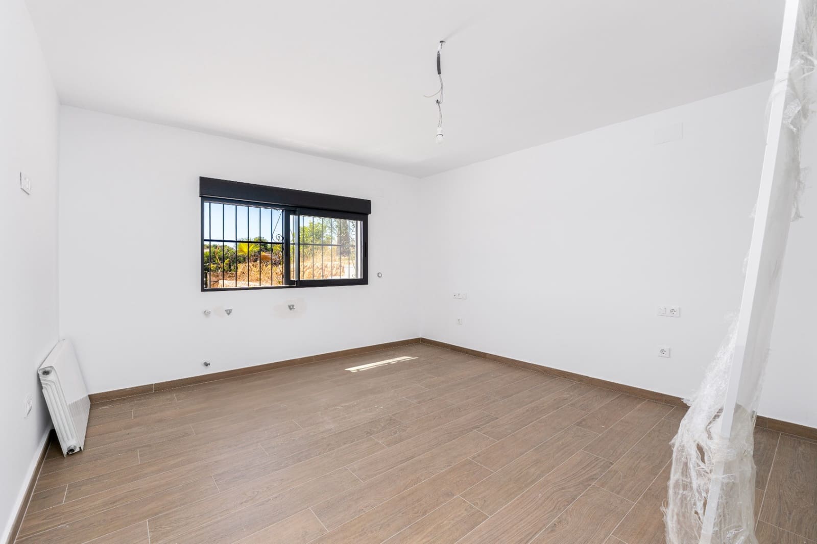 4 sypialnia Willa na sprzedaż w La Nucia z basenem garażem - 950 000 € (Ref: 9494929)