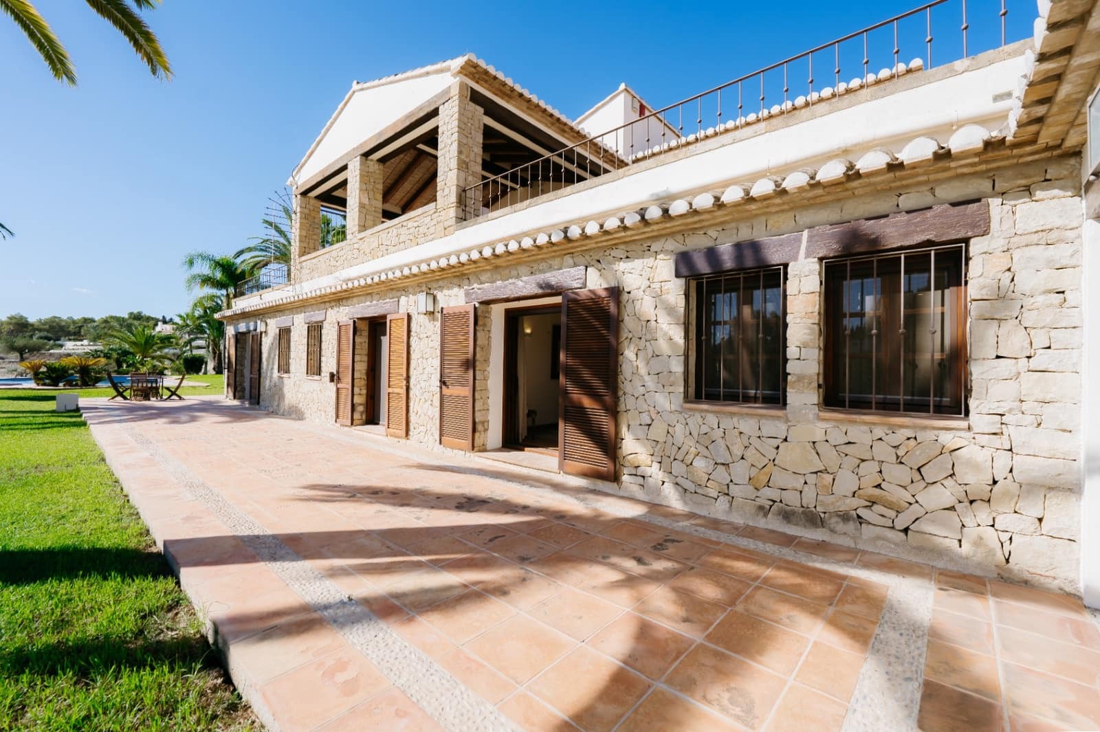 5 soveværelse Villa til salg i Benissa med swimmingpool garage - € 4.200.000 (Ref: 9494931)