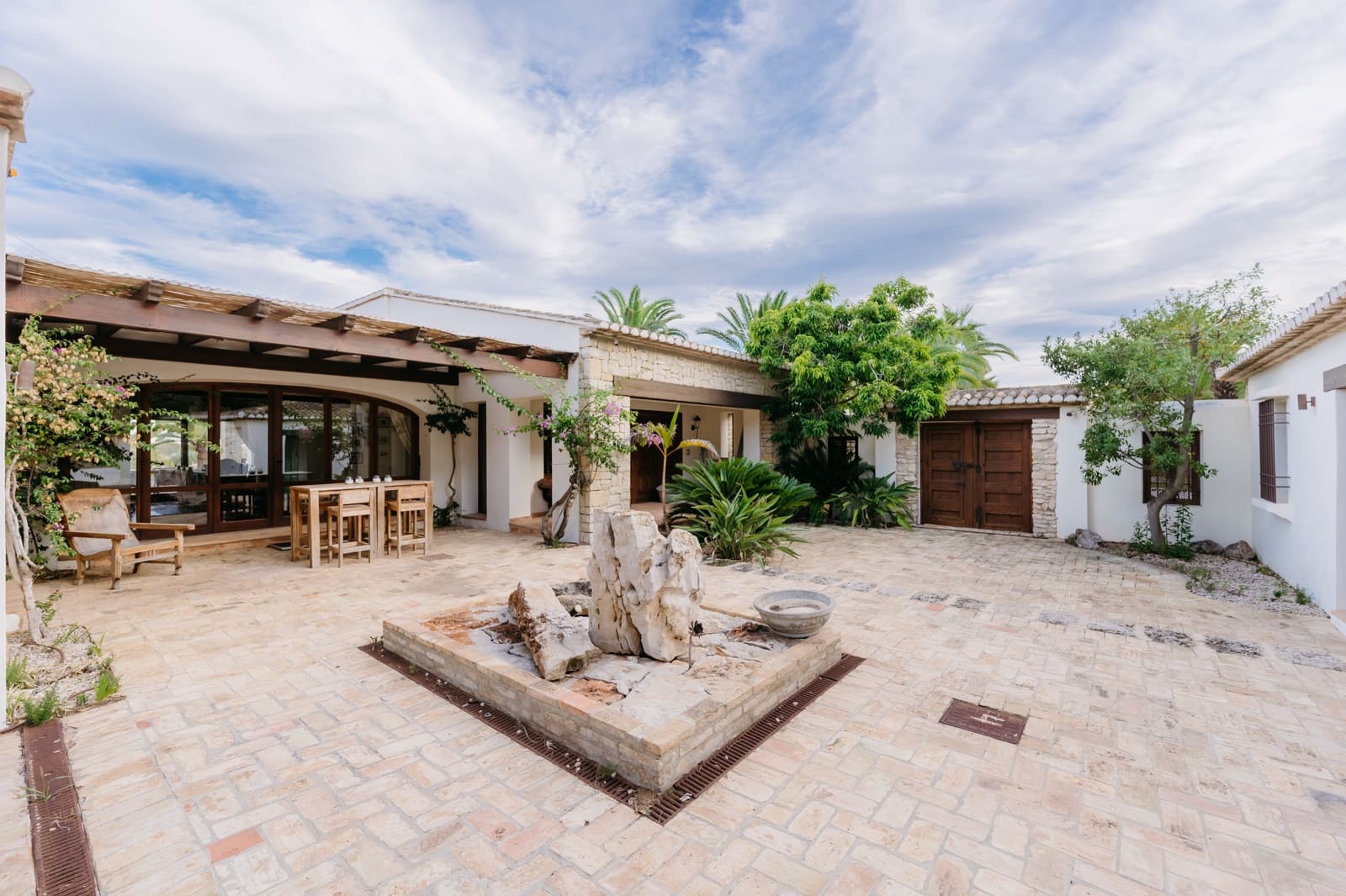 5 soveværelse Villa til salg i Benissa med swimmingpool garage - € 4.200.000 (Ref: 9494931)