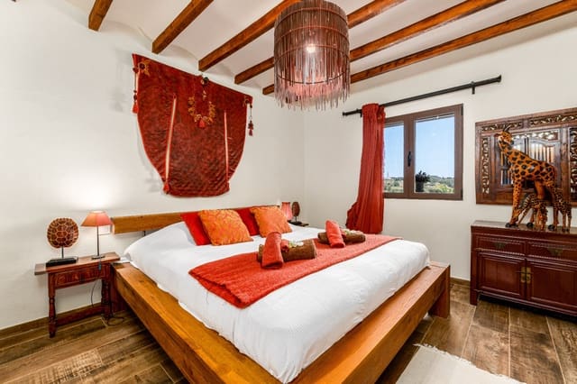 7 soveværelse Villa til salg i Benissa med swimmingpool garage - € 1.349.000 (Ref: 9494935)