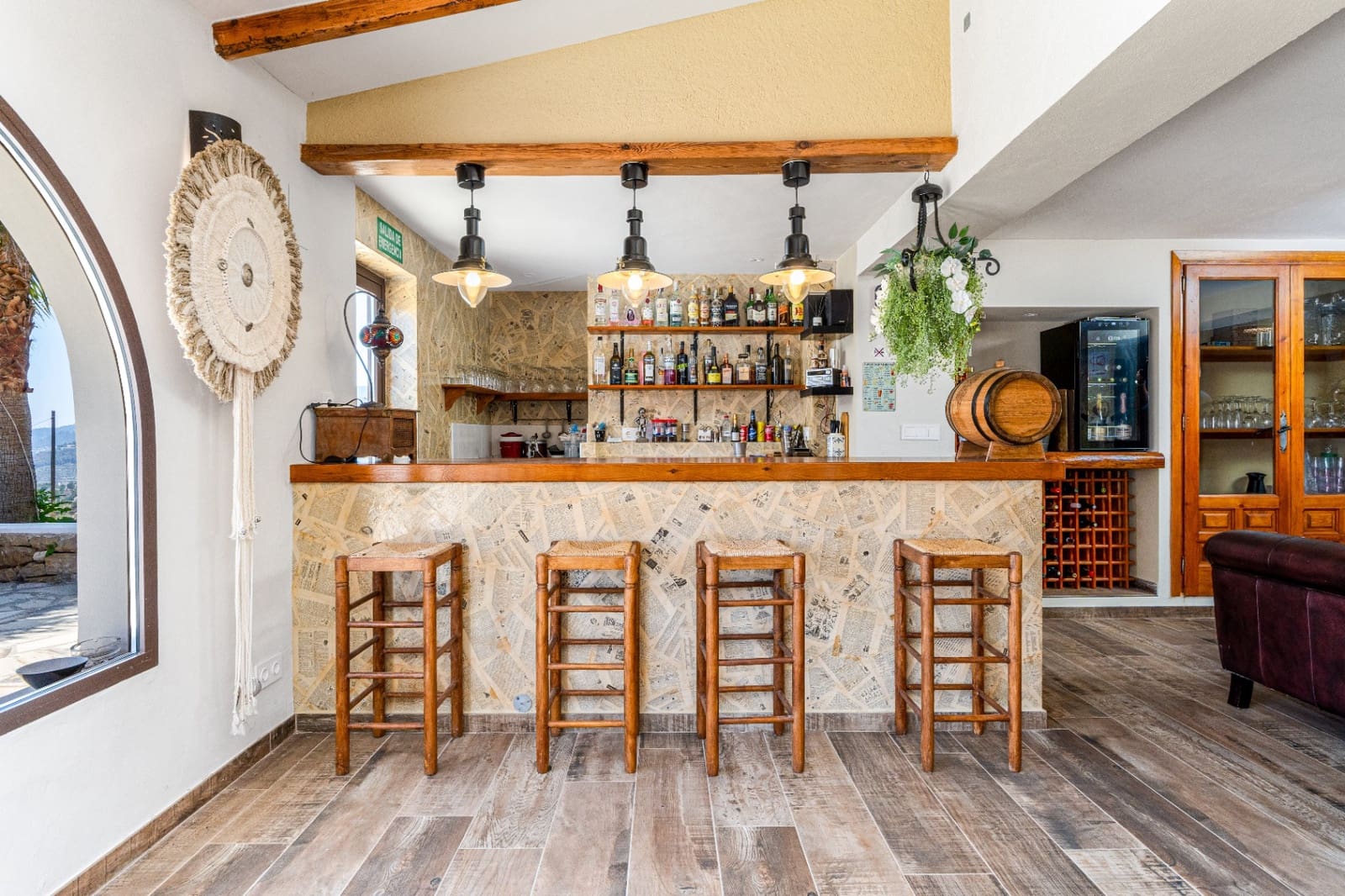 7 bedroom Villa for sale in Benissa with garage - € 1,349,000 (Ref: 9494935)