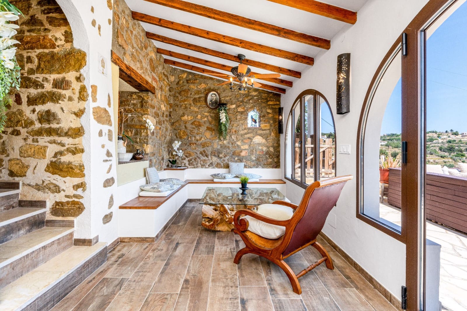 7 bedroom Villa for sale in Benissa with garage - € 1,349,000 (Ref: 9494935)