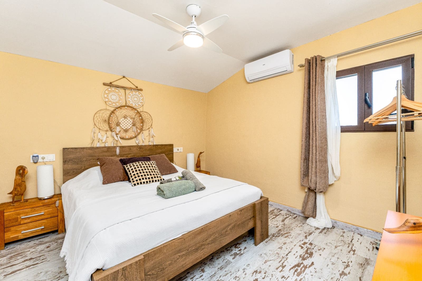 7 bedroom Villa for sale in Benissa with garage - € 1,349,000 (Ref: 9494935)