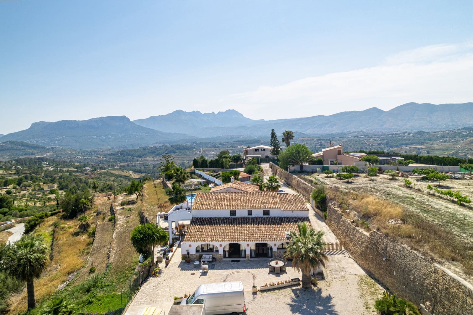 7 bedroom Villa for sale in Benissa with garage - € 1,349,000 (Ref: 9494935)