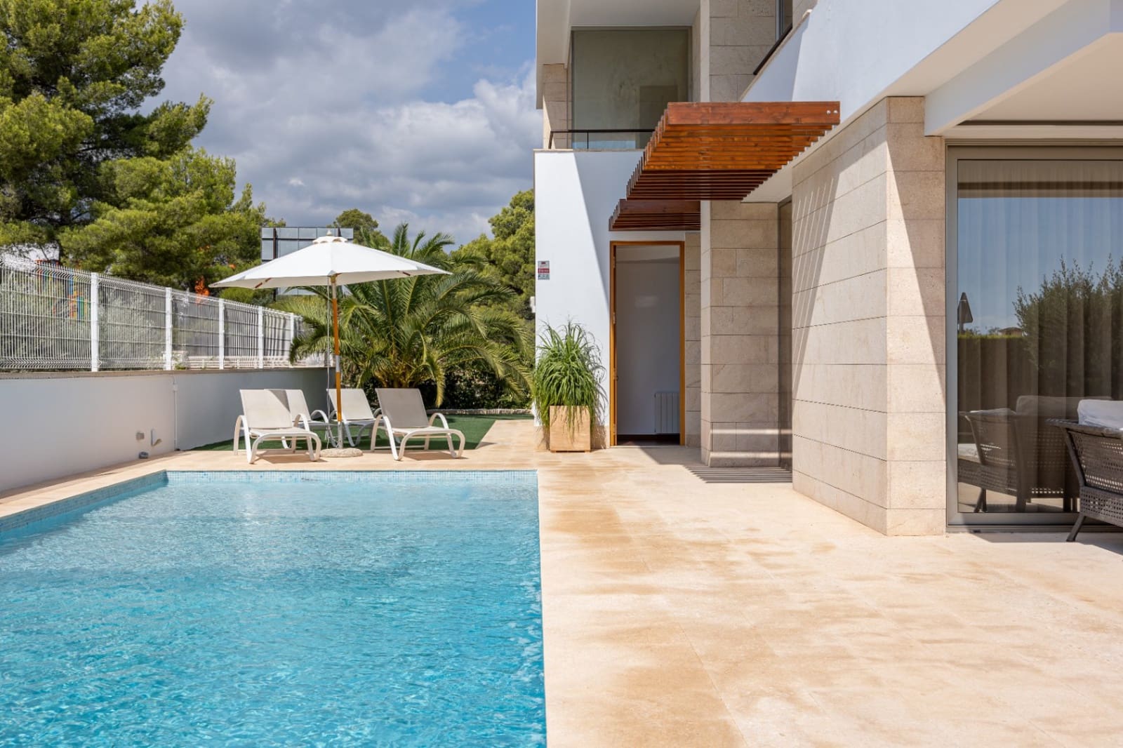 4 Zimmer Villa zu verkaufen in La Nucia mit Pool Garage - 1.650.000 € (Ref: 9494936)