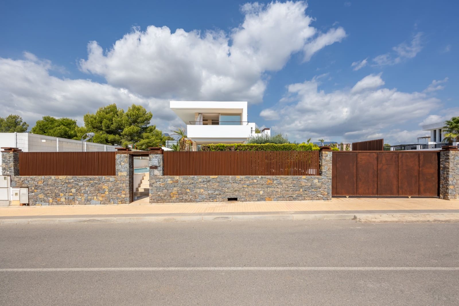 4 Zimmer Villa zu verkaufen in La Nucia mit Pool Garage - 1.650.000 € (Ref: 9494936)