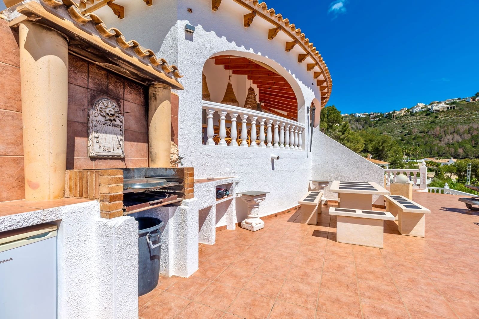 4 slaapkamer Villa te koop in Moraira met zwembad garage - € 980.000 (Ref: 9494938)