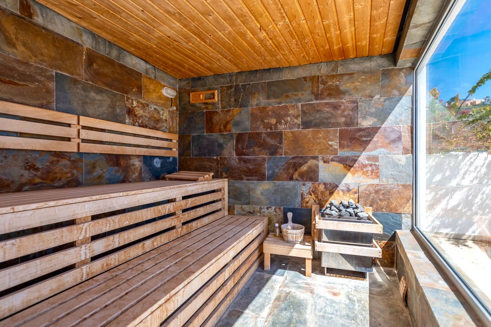 4 slaapkamer Villa te koop in Moraira met zwembad garage - € 980.000 (Ref: 9494938)