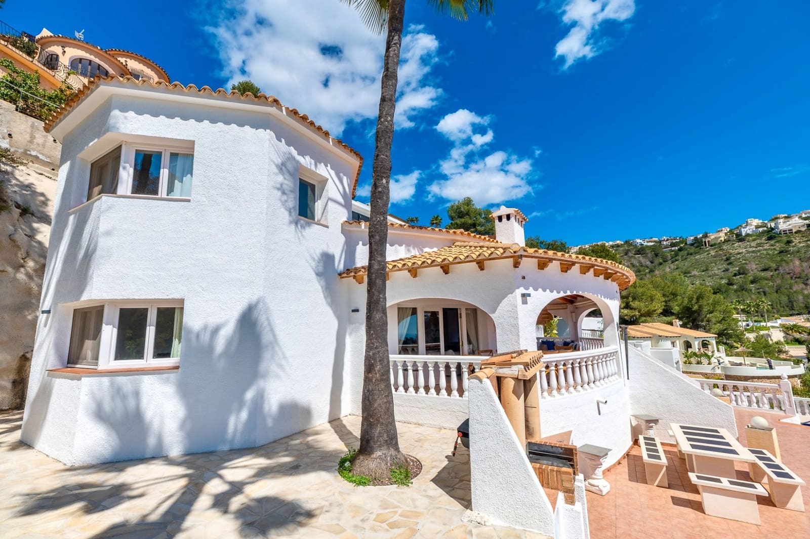 4 slaapkamer Villa te koop in Moraira met zwembad garage - € 980.000 (Ref: 9494938)