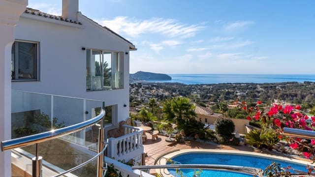 4 chambre Villa/Maison à vendre à Teulada Pueblo, Teulada-Moraira avec garage - 1 390 000 € (Ref: 9496634)