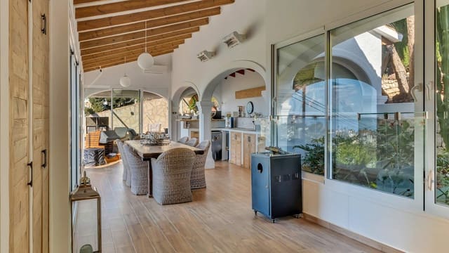 4 chambre Villa/Maison à vendre à Teulada Pueblo, Teulada-Moraira avec garage - 1 390 000 € (Ref: 9496634)