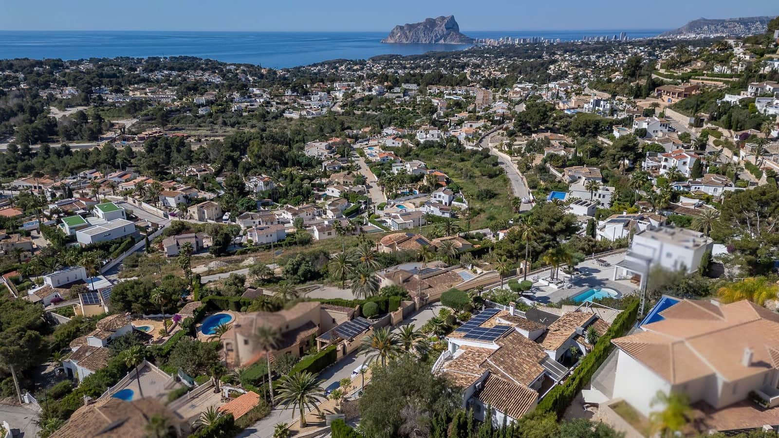 4 bedroom Villa for sale in Teulada with garage - € 1,390,000 (Ref: 9496634)