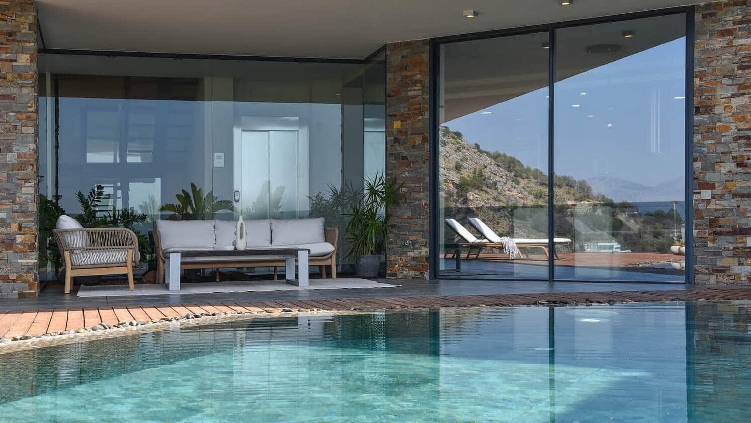 4 bedroom Villa for sale in Altea with pool garage - € 2,650,000 (Ref: 9499898)