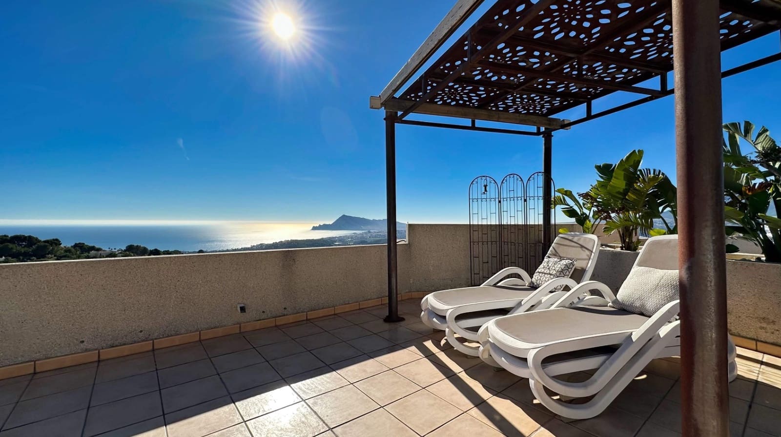 2 slaapkamer Penthouse te koop in Altea la Vella met zwembad garage - € 410.000 (Ref: 9500795)