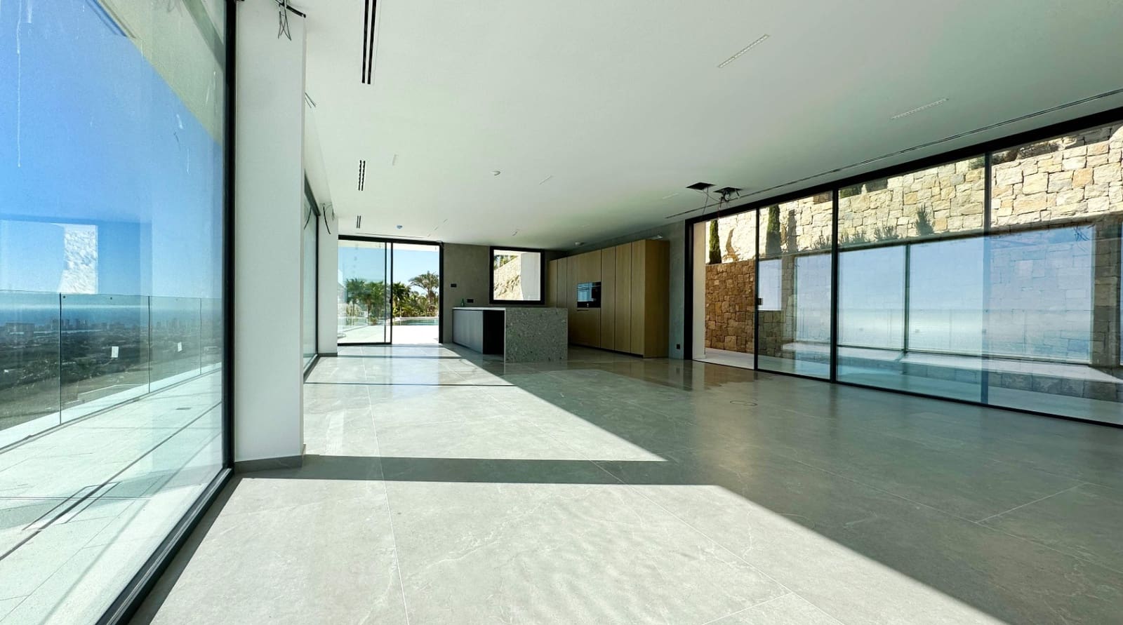 4 bedroom Villa for sale in Benissa with pool garage - € 3,900,000 (Ref: 9510291)