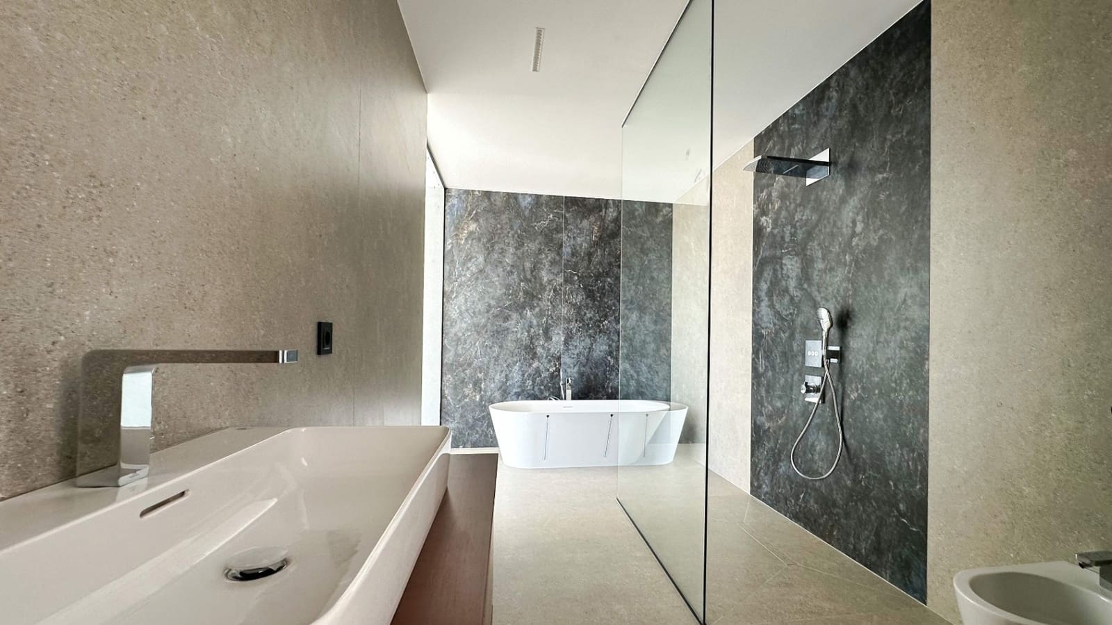 4 bedroom Villa for sale in Benissa with pool garage - € 3,900,000 (Ref: 9510291)