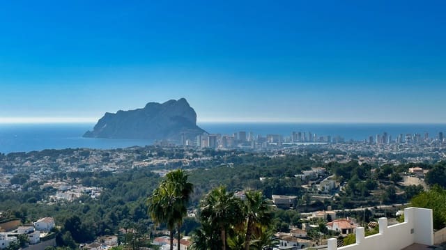 4 slaapkamer Villa te koop in Benissa met zwembad - € 3.900.000 (Ref: 9510291)