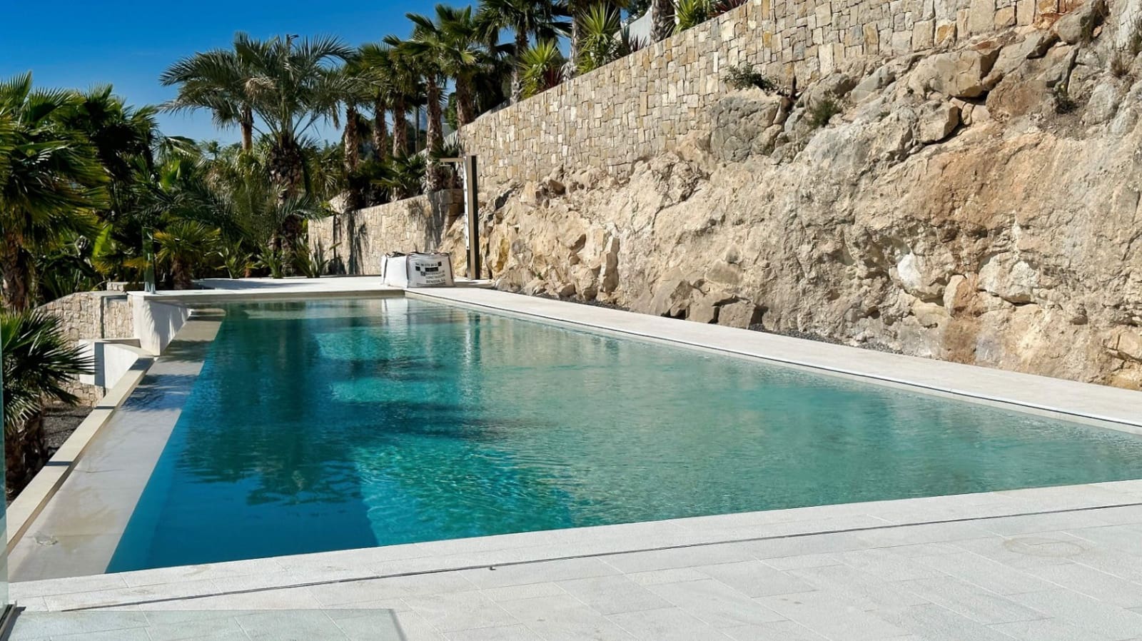 4 bedroom Villa for sale in Benissa with pool garage - € 3,900,000 (Ref: 9510291)