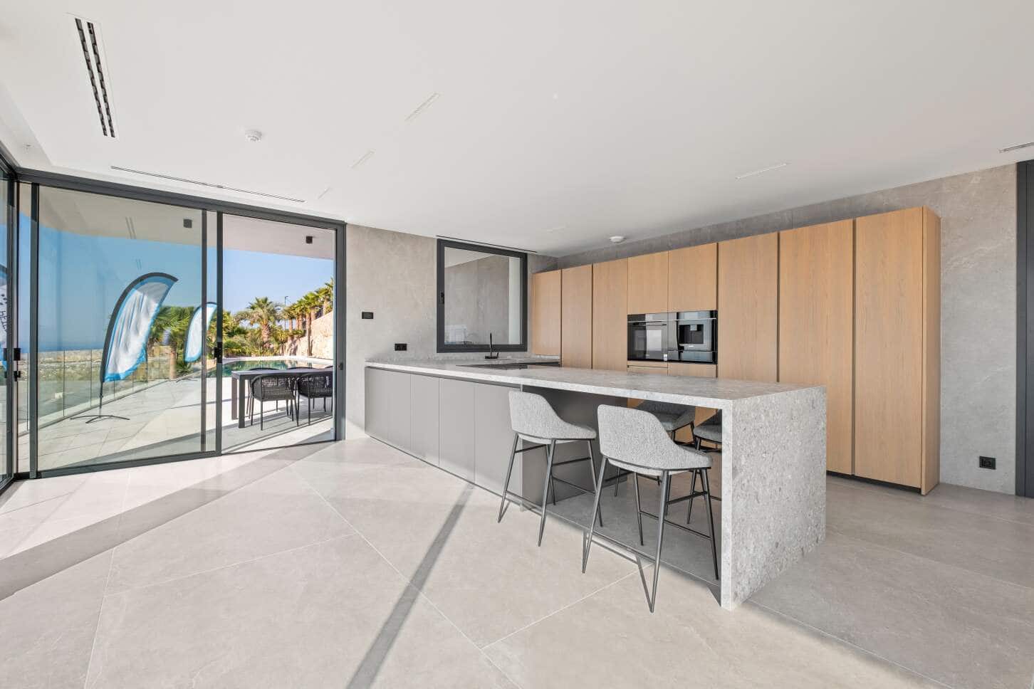 4 bedroom Villa for sale in Benissa with pool garage - € 3,900,000 (Ref: 9510291)