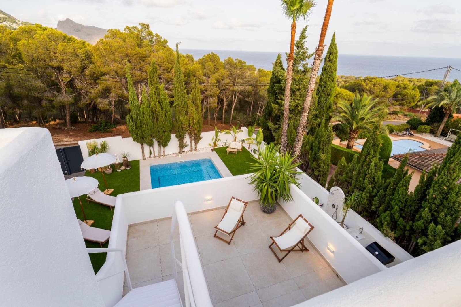 4 bedroom Villa for sale in Altea with pool garage - € 1,450,000 (Ref: 9516267)