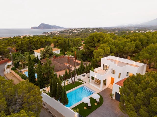 4 quarto Moradia para venda em Altea com piscina garagem - 1 450 000 € (Ref: 9516267)