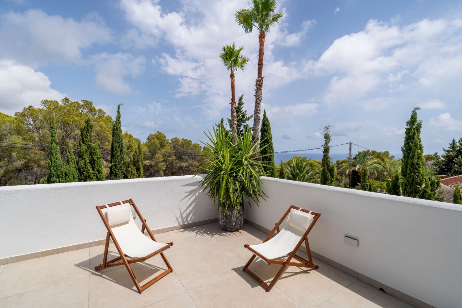 4 bedroom Villa for sale in Altea with pool garage - € 1,450,000 (Ref: 9516267)