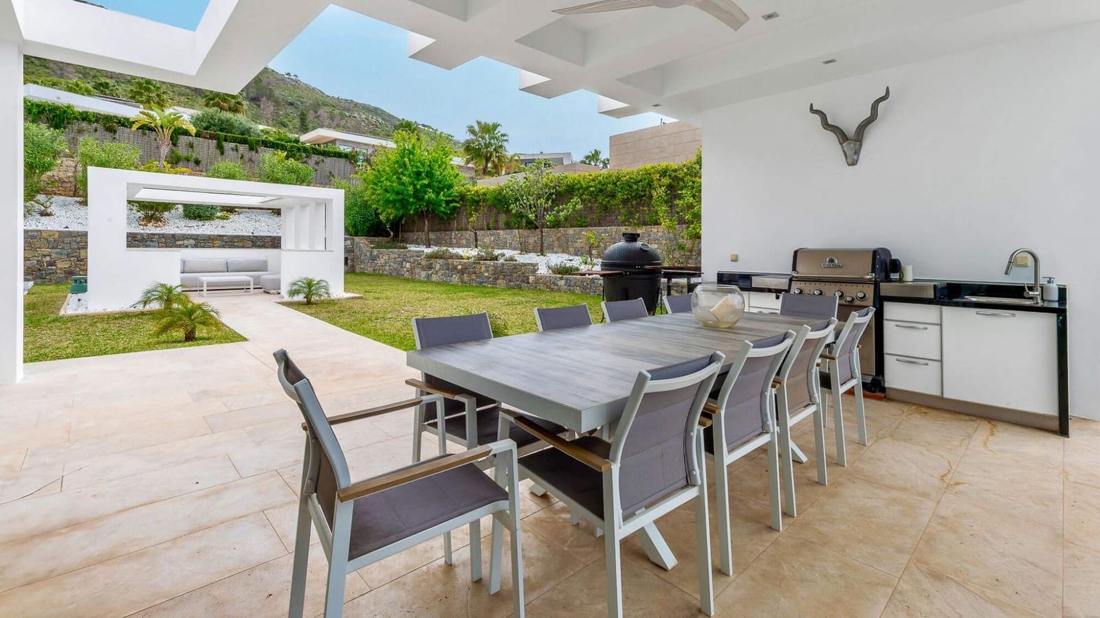 5 sovrum Villa till salu i Javea / Xabia med pool garage - 2 350 000 € (Ref: 9525798)