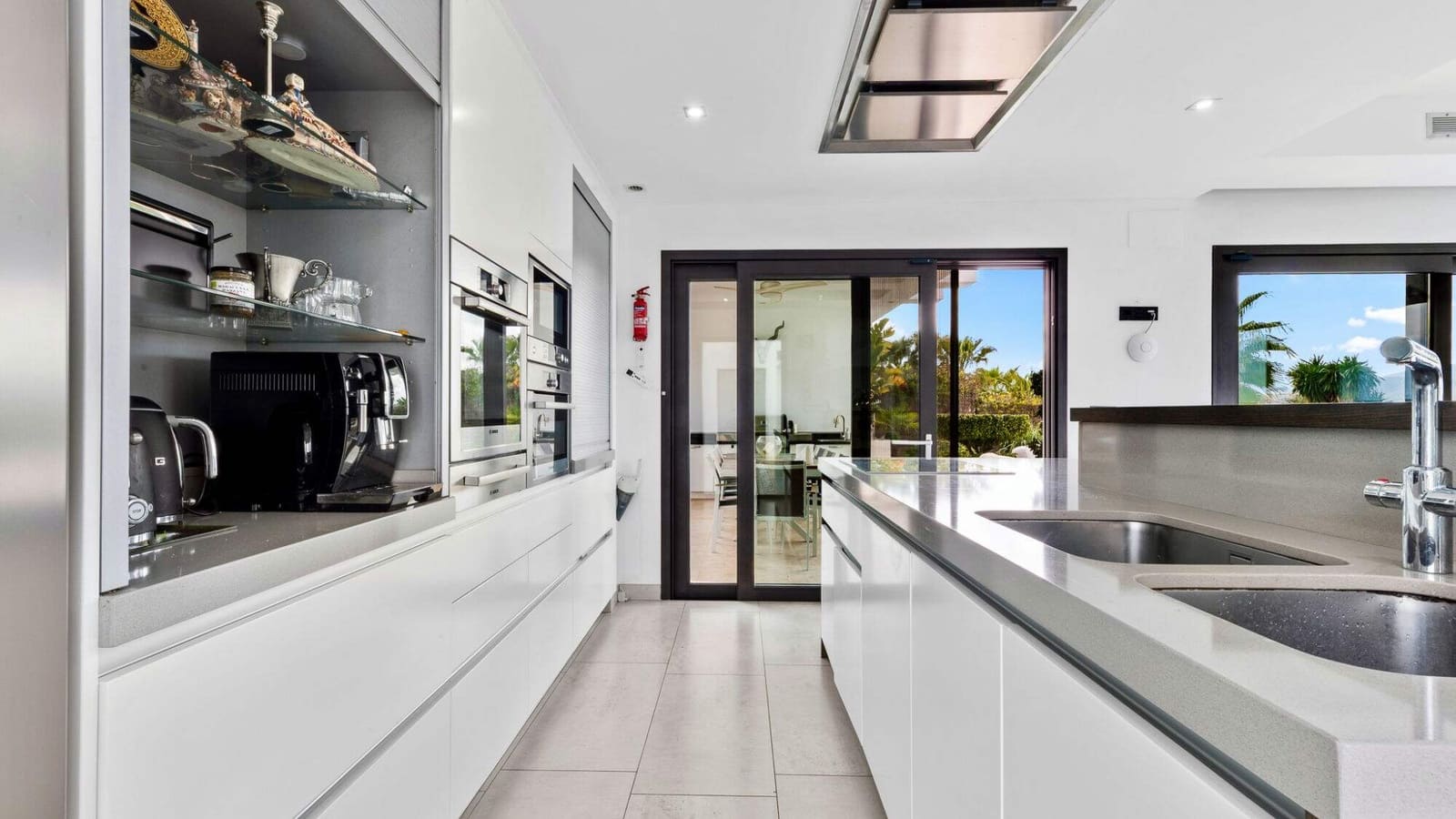 5 sovrum Villa till salu i Javea / Xabia med pool garage - 2 350 000 € (Ref: 9525798)