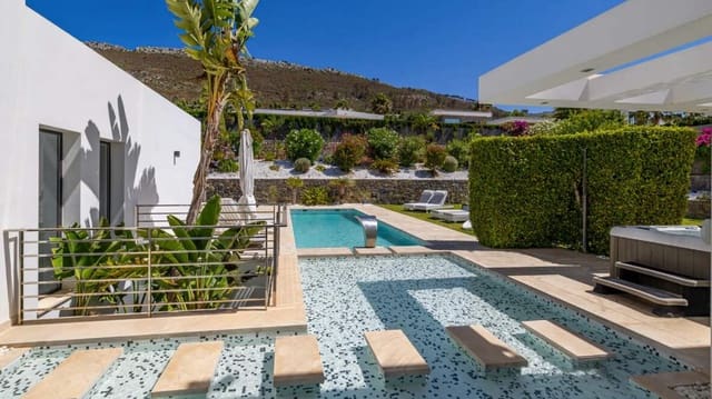 5 camera da letto Villa in vendita in Javea / Xàbia con piscina - 2.350.000 € (Rif: 9525798)