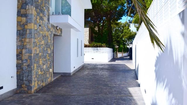 5 soveværelse Villa til salg i Calpe / Calp med swimmingpool garage - € 3.900.000 (Ref: 9532908)
