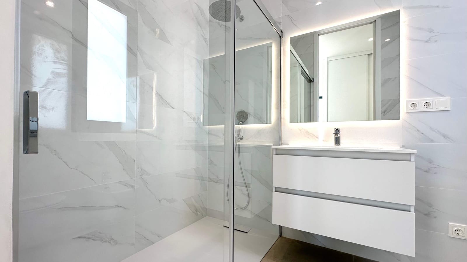 5 soverom Villa til salgs i Calpe / Calp med svømmebasseng garasje - € 3 900 000 (Ref: 9532908)