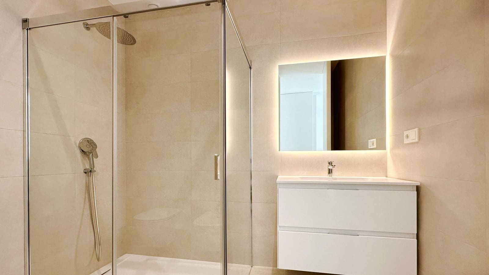 5 soverom Villa til salgs i Calpe / Calp med svømmebasseng garasje - € 3 900 000 (Ref: 9532908)