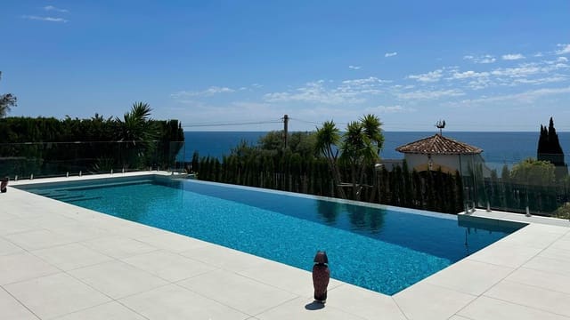 5 soveværelse Villa til salg i Calpe / Calp med swimmingpool garage - € 3.900.000 (Ref: 9532908)