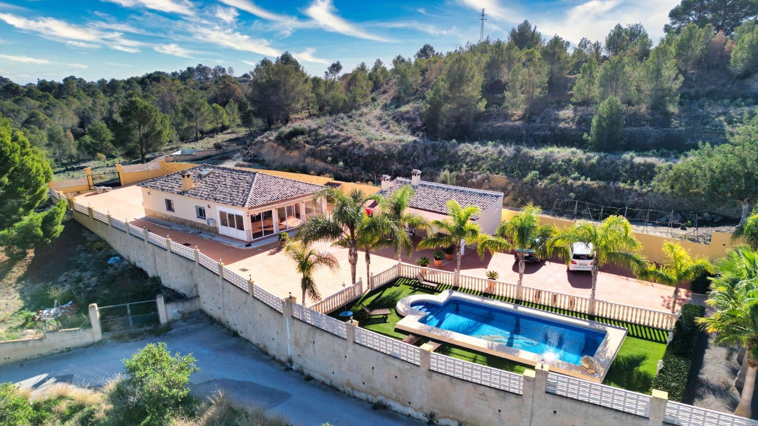 4 quarto Quinta/Casa Rural para venda em La Nucia com garagem - 1 500 000 € (Ref: 9536691)