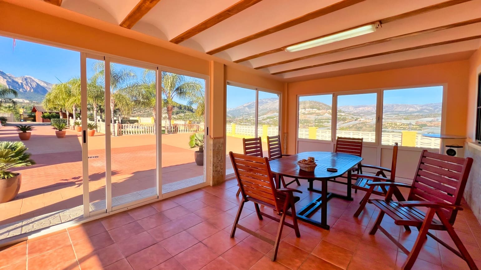 4 quarto Quinta/Casa Rural para venda em La Nucia com garagem - 1 500 000 € (Ref: 9536691)