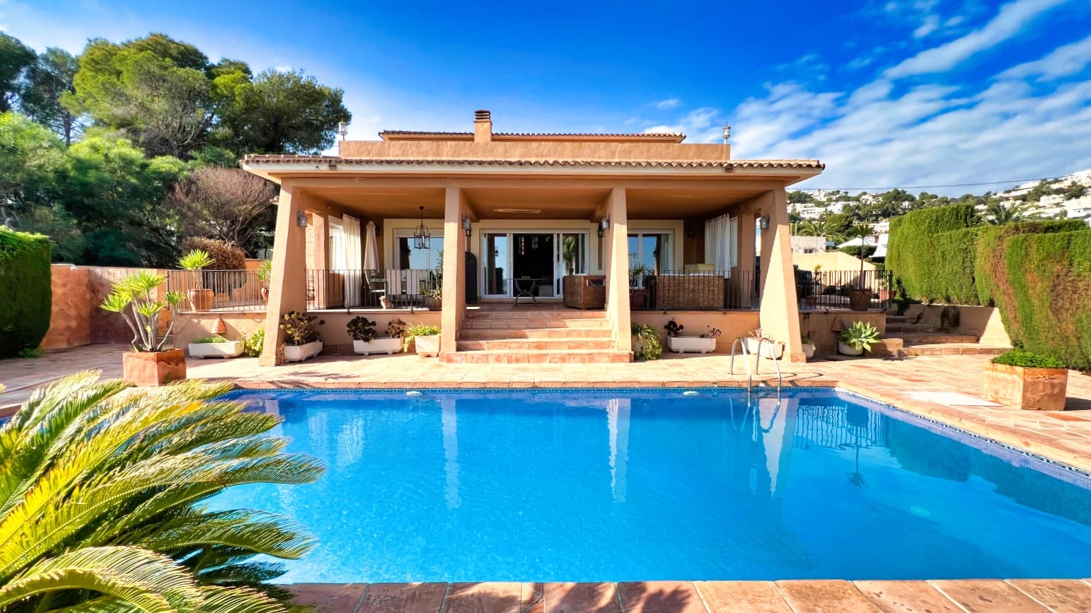 3 soveværelse Villa til salg i Moraira med swimmingpool garage - € 998.000 (Ref: 9536697)