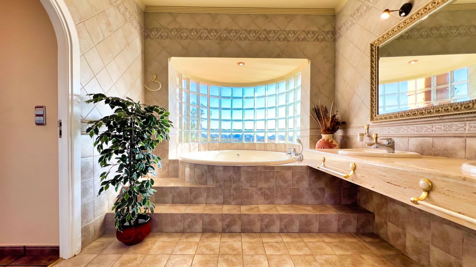 3 soveværelse Villa til salg i Moraira med swimmingpool garage - € 998.000 (Ref: 9536697)