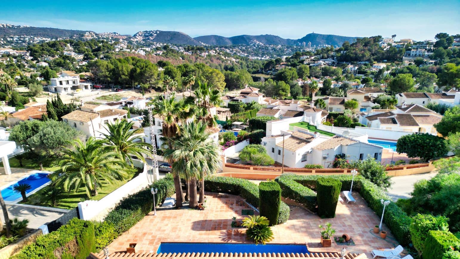3 soveværelse Villa til salg i Moraira med swimmingpool garage - € 998.000 (Ref: 9536697)
