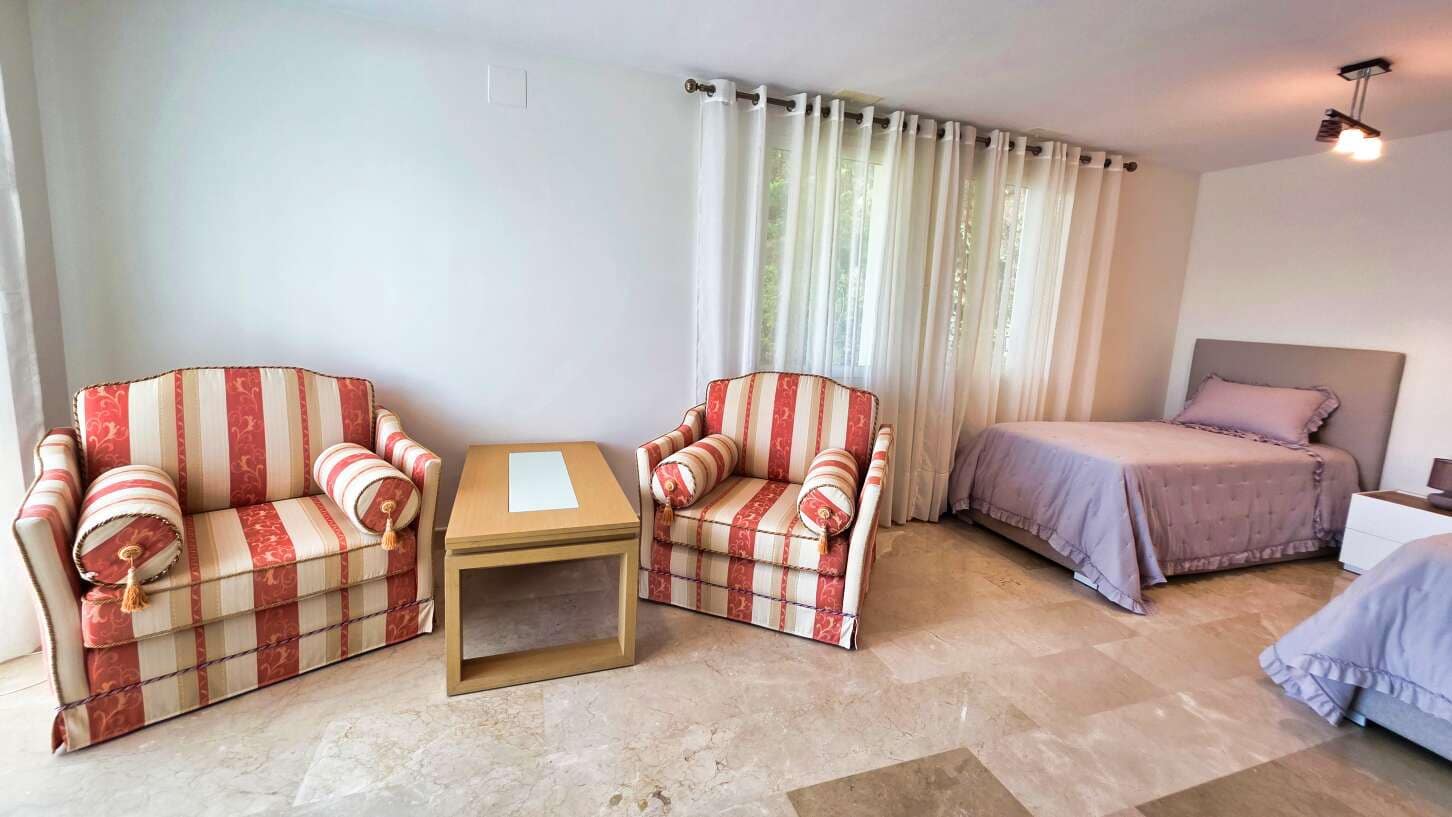 5 quarto Moradia para venda em Altea com piscina garagem - 1 250 000 € (Ref: 9536699)