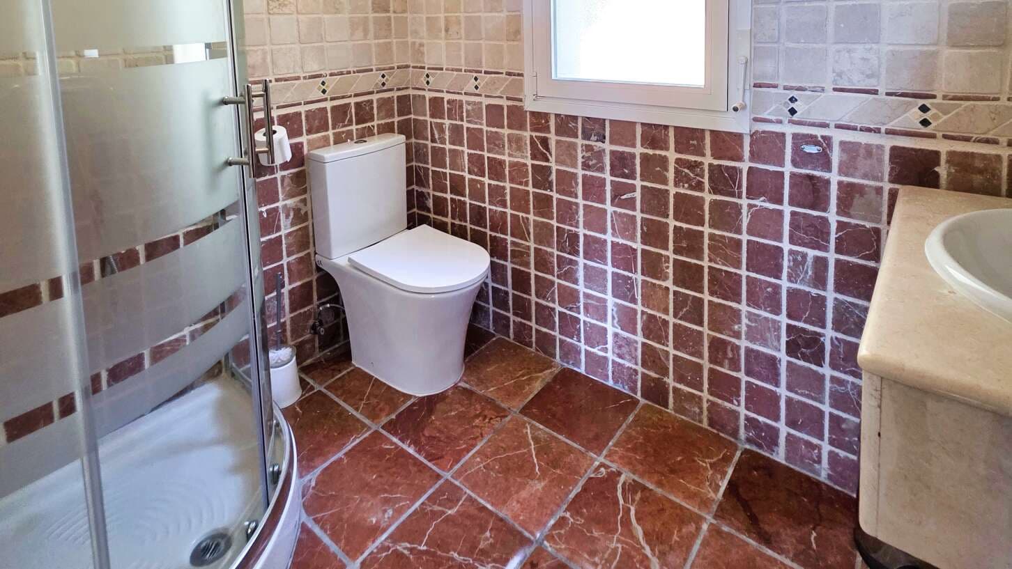 5 quarto Moradia para venda em Altea com piscina garagem - 1 250 000 € (Ref: 9536699)