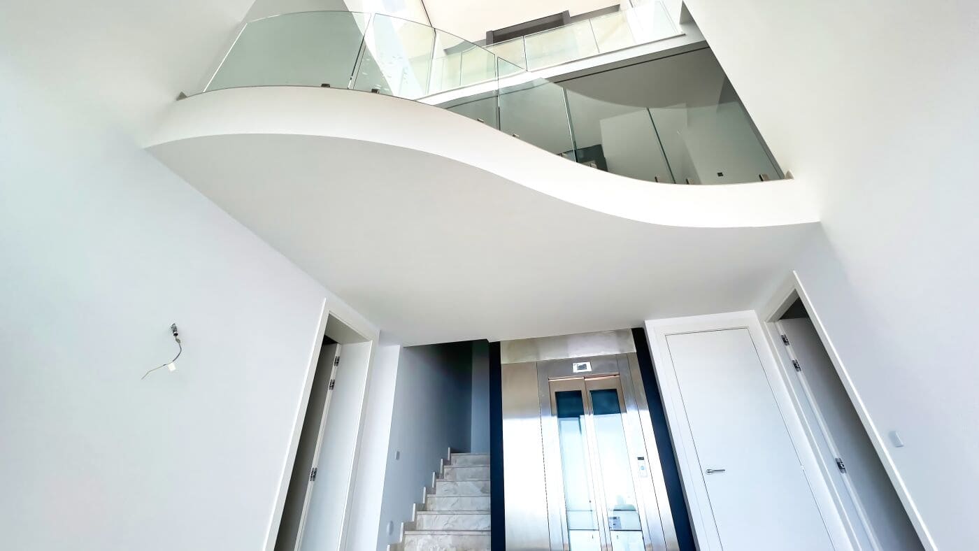 5 quarto Moradia para venda em Altea com piscina garagem - 5 700 000 € (Ref: 9536700)