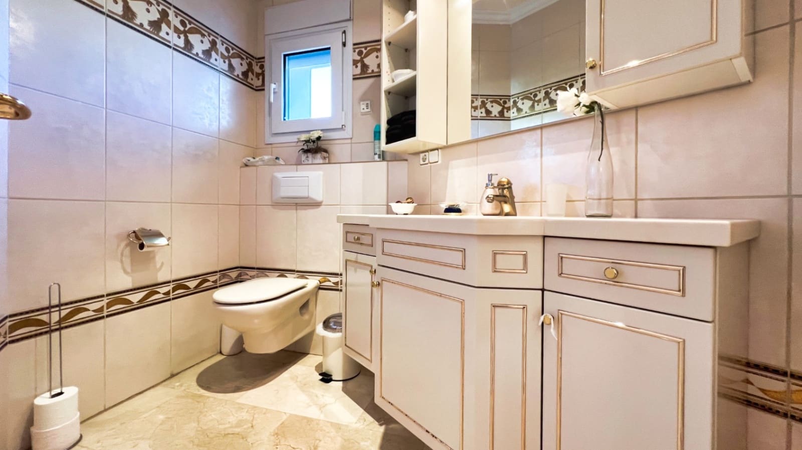 6 slaapkamer Villa te koop in Altea met zwembad garage - € 2.995.000 (Ref: 9536702)