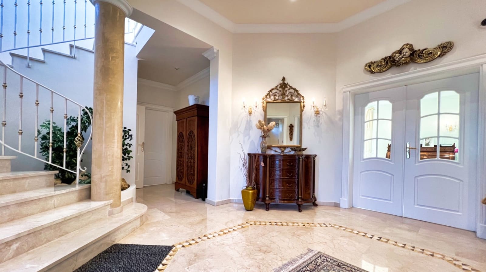 6 slaapkamer Villa te koop in Altea met zwembad garage - € 2.995.000 (Ref: 9536702)