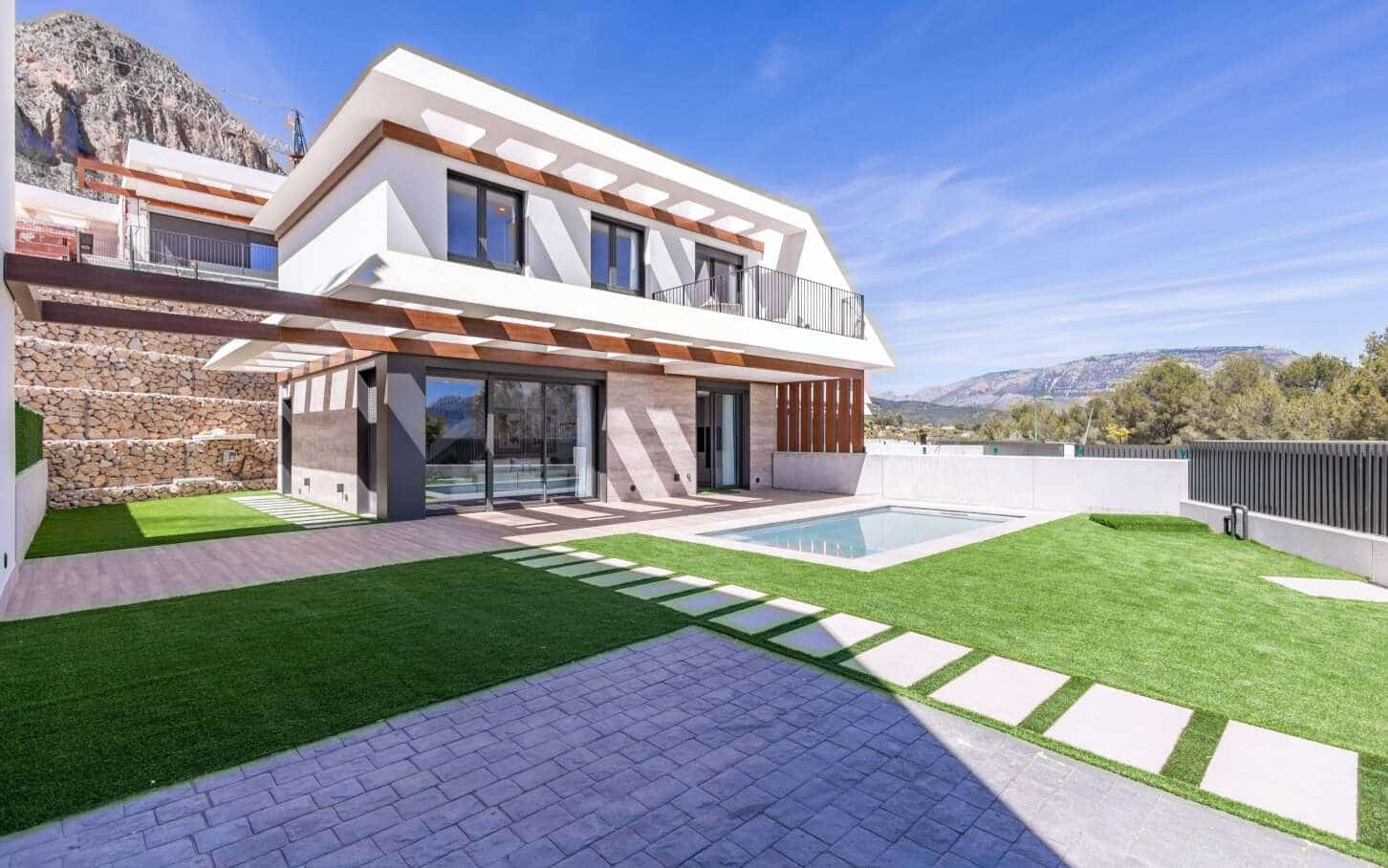 4 quarto Apartamento para venda em Polop com piscina garagem - 894 700 € (Ref: 9536703)