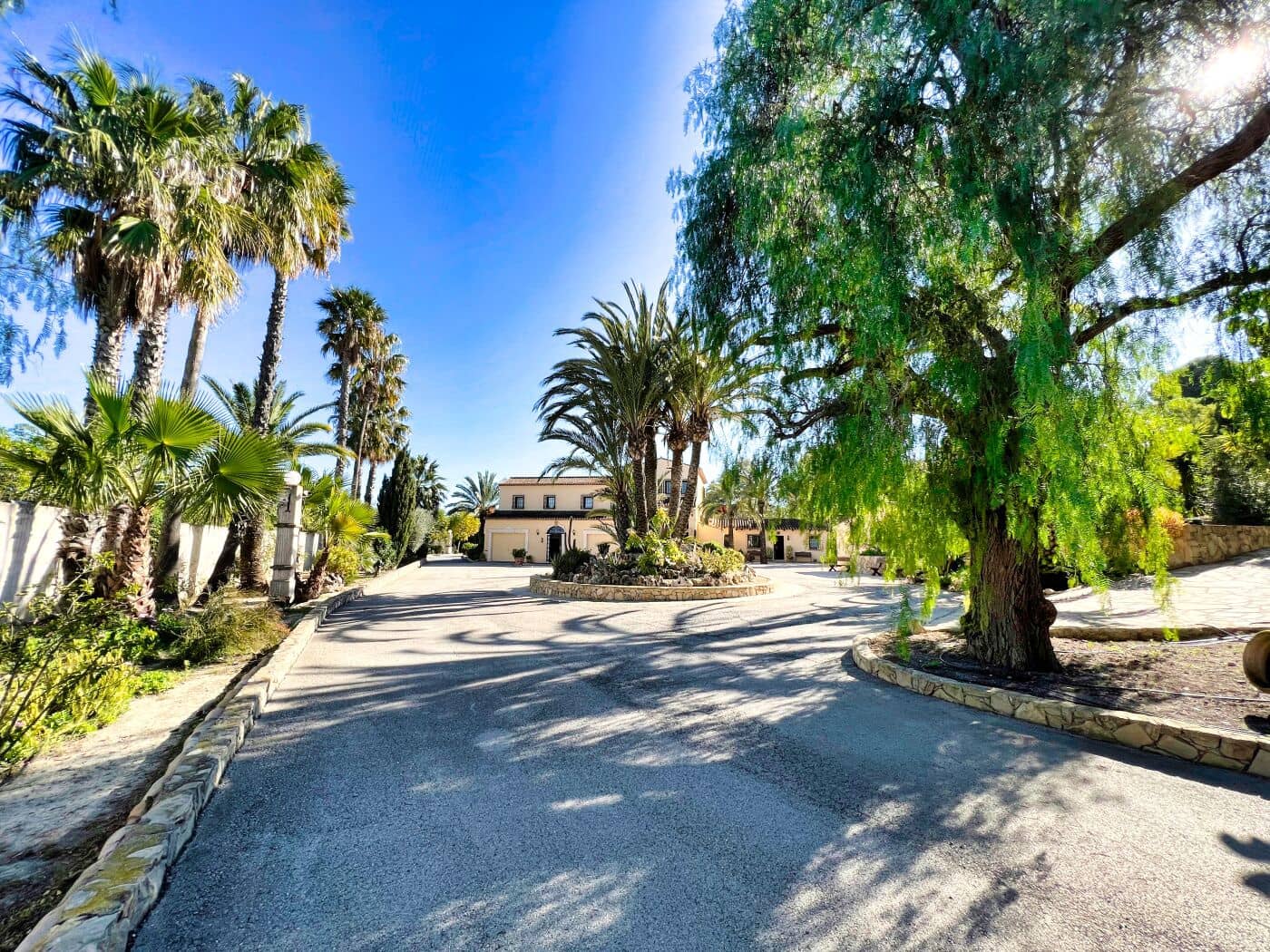 6 soverom Finca/Herregård til salgs i Benissa med svømmebasseng garasje - € 1 900 000 (Ref: 9539086)